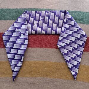 True Vintage Neck Scarf 1960's 41" Mod Groovy Psyachedlic Wrap